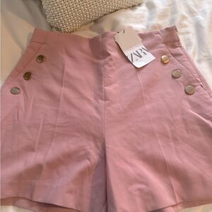 BNWT Zara shorts size L